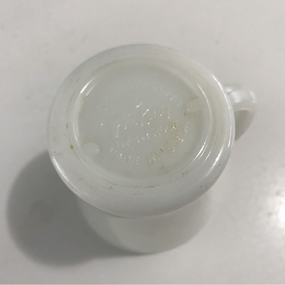 Vintage Fire King Mug - Picture 5 of 5